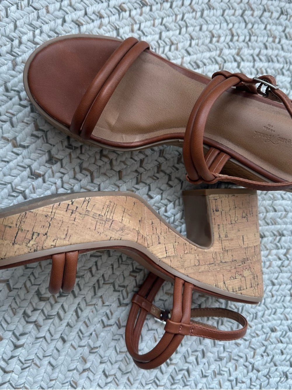 Universal Thread Brown Heeled Sandals